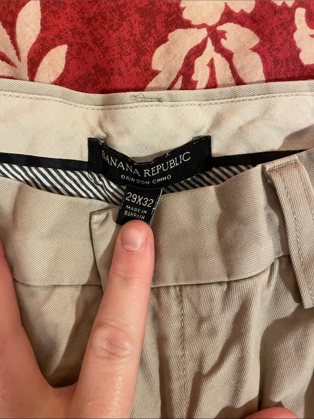 Banana Republic Men’s Beige Chino Pants